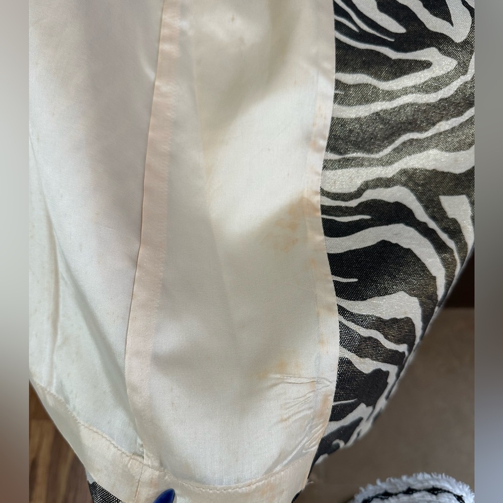 Beautiful Cache gold metallic zebra print long jacket sz LG pockets fully lined - Picture 10 of 13